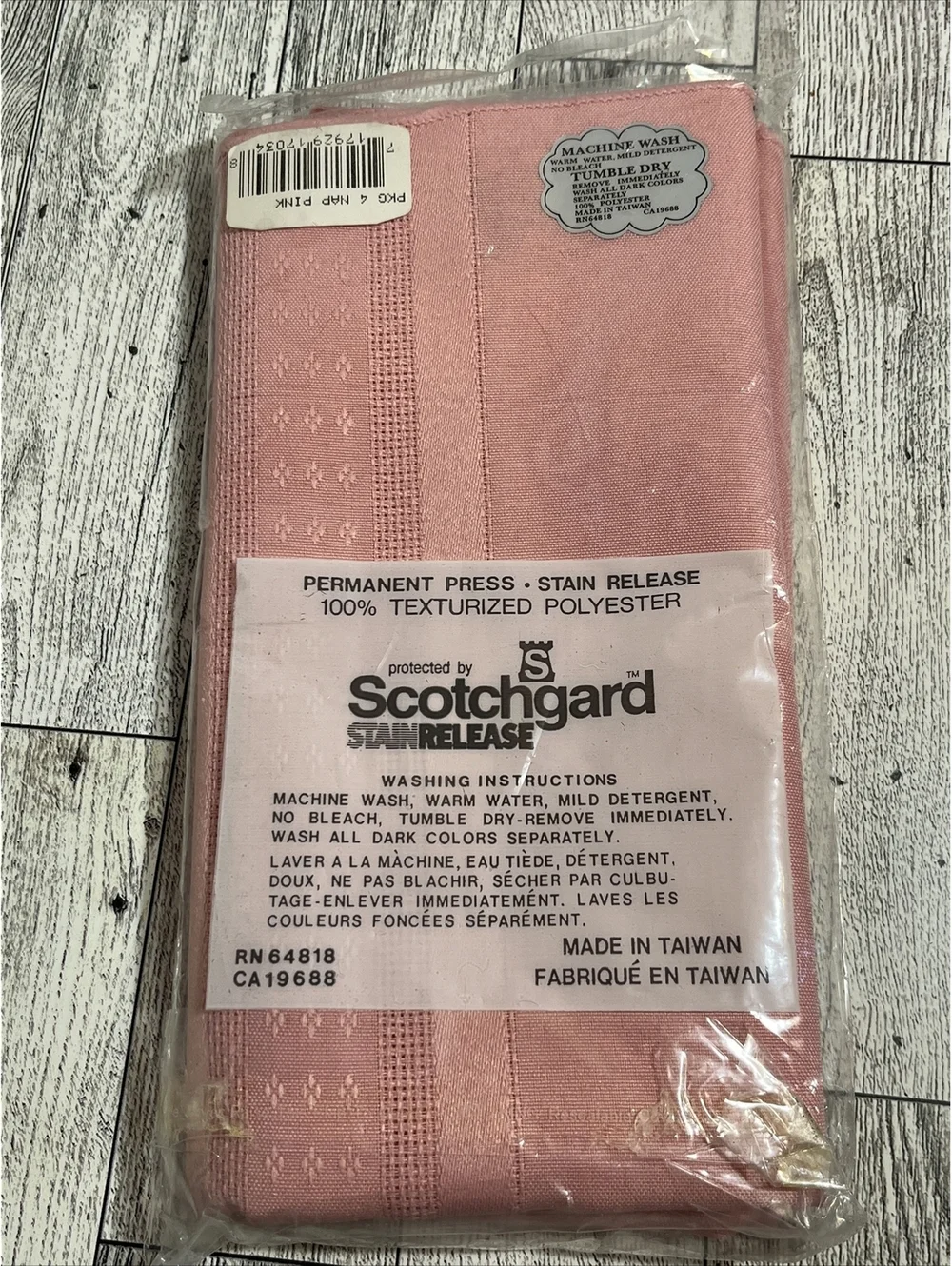 Vintage Cloth Dinner Napkins Set of 4 NEW Pink Scotchgard Stain Release 17”x 17”